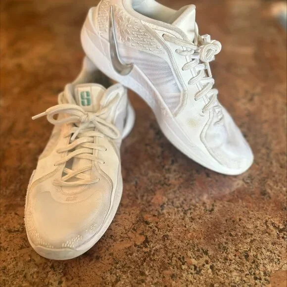 Sabrina 2 "White Noise" - Picture 5 of 5